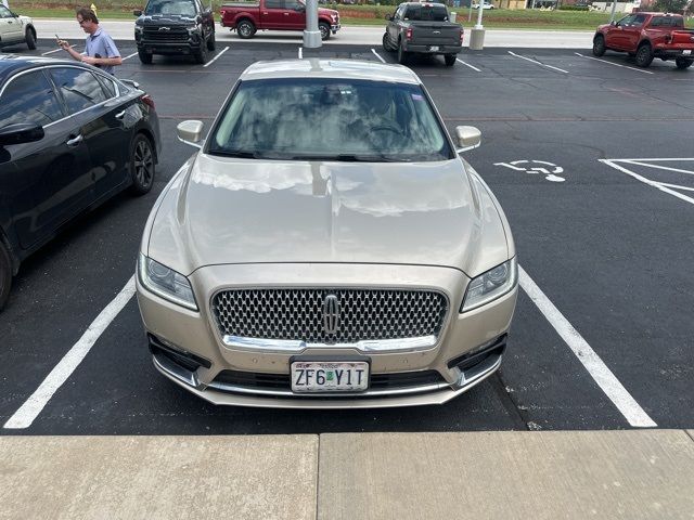 2017 Lincoln Continental Select