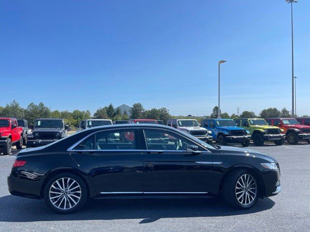 2017 Lincoln Continental Select