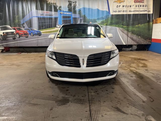 2017 Lincoln MKT Elite