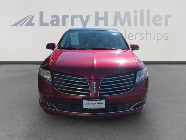 2017 Lincoln MKT Elite