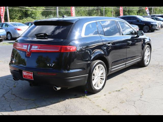 2017 Lincoln MKT Elite