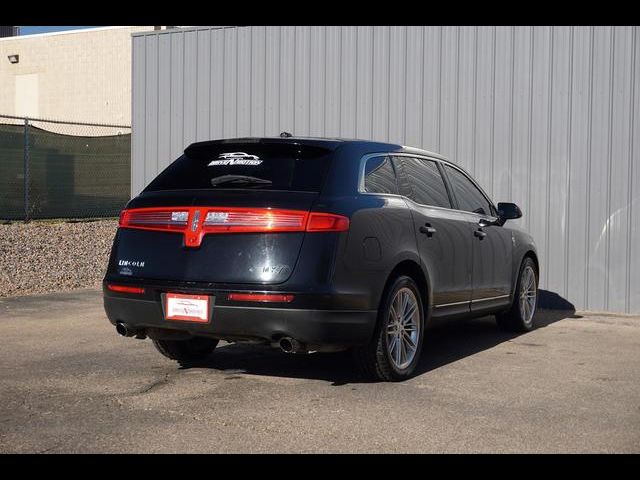 2017 Lincoln MKT Elite