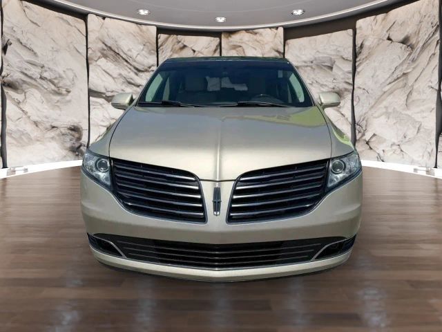 2017 Lincoln MKT Elite