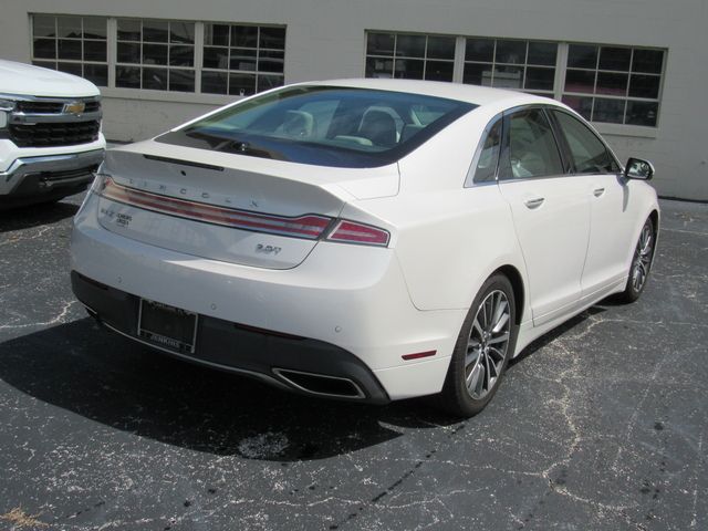 2017 Lincoln MKZ Premiere