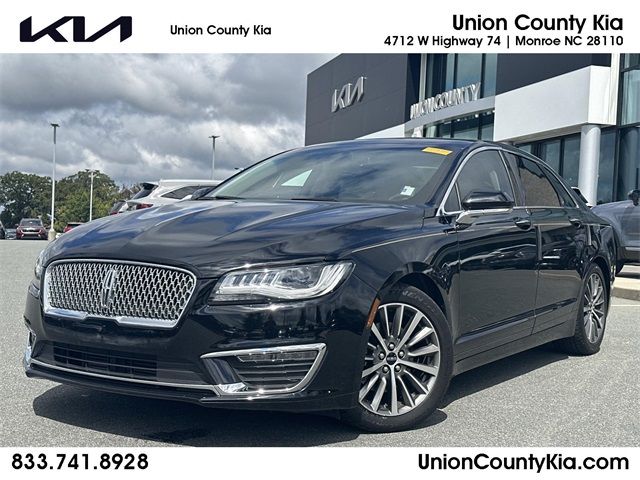 2017 Lincoln MKZ Select