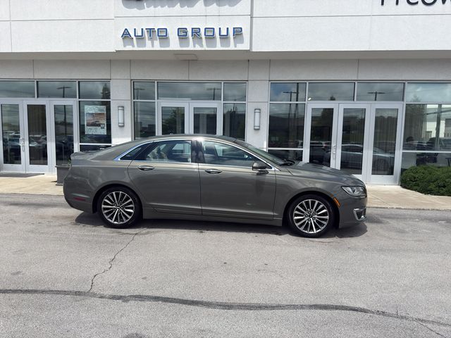 2017 Lincoln MKZ Select