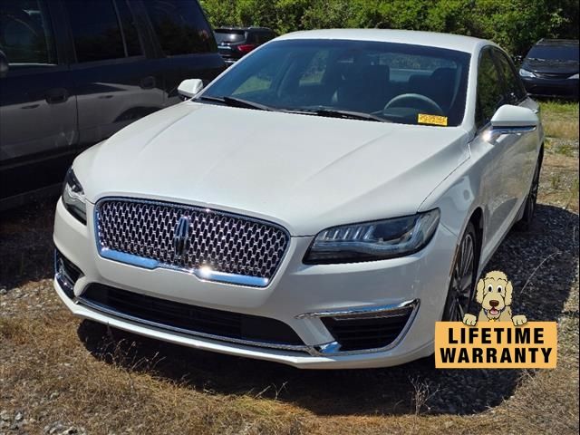 2017 Lincoln MKZ Select