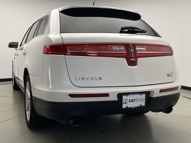 2017 Lincoln MKT Elite