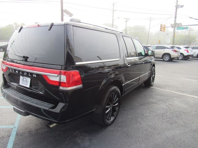 2017 Lincoln Navigator L Select