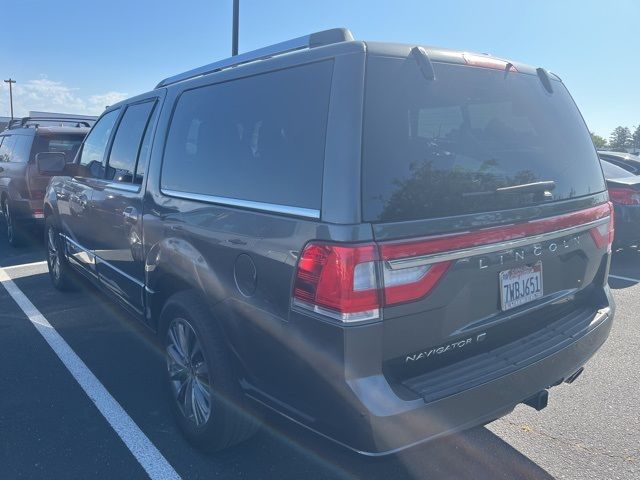 2017 Lincoln Navigator L Select