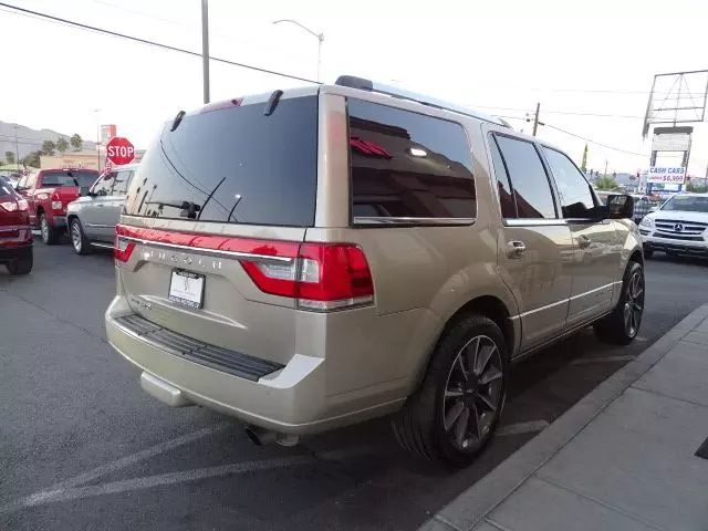 2017 Lincoln Navigator Reserve