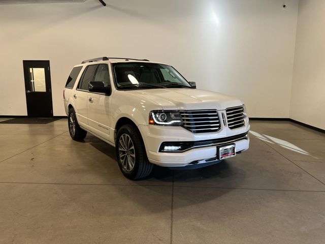 2017 Lincoln Navigator Select