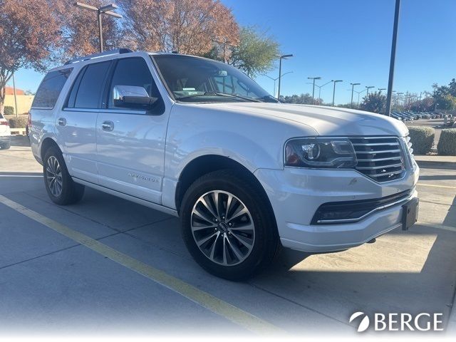 2017 Lincoln Navigator Select