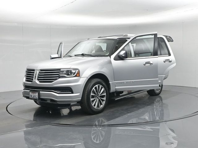 2017 Lincoln Navigator Select
