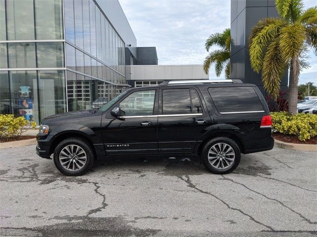 2017 Lincoln Navigator Select