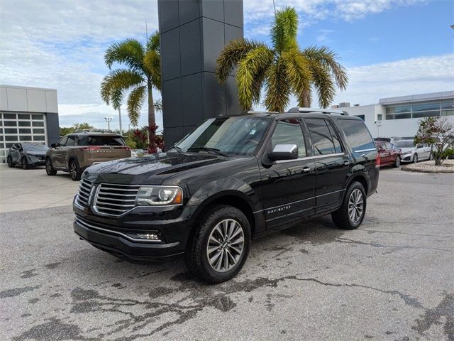 2017 Lincoln Navigator Select