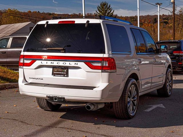 2017 Lincoln Navigator Select