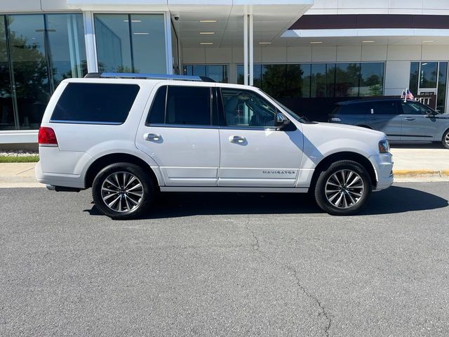 2017 Lincoln Navigator Select