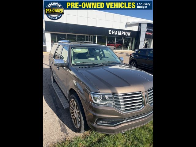 2017 Lincoln Navigator Select