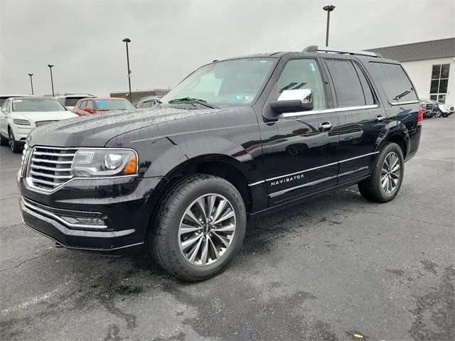 2017 Lincoln Navigator Select