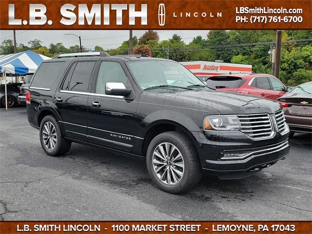 2017 Lincoln Navigator Select