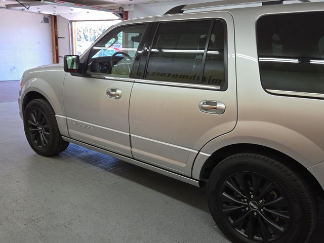 2017 Lincoln Navigator Select