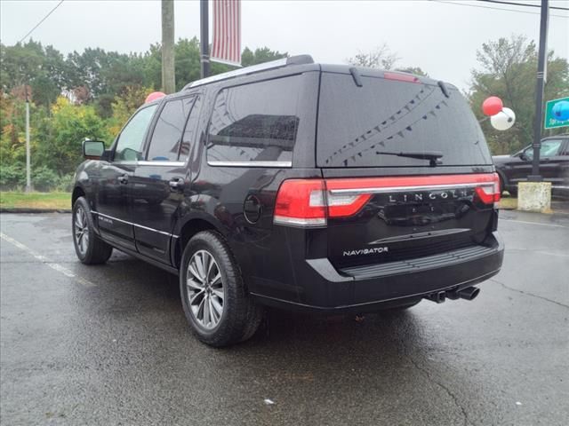 2017 Lincoln Navigator Select