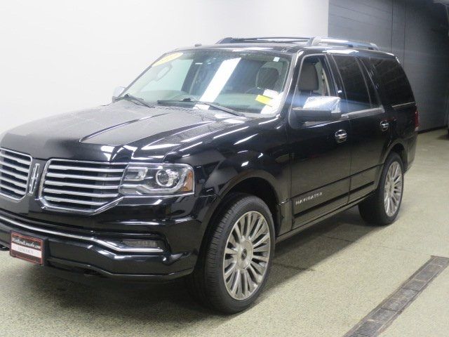 2017 Lincoln Navigator Select