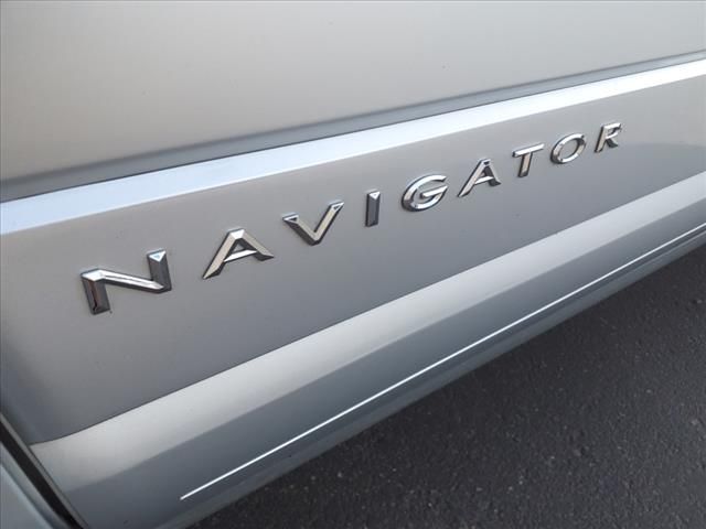 2017 Lincoln Navigator Select