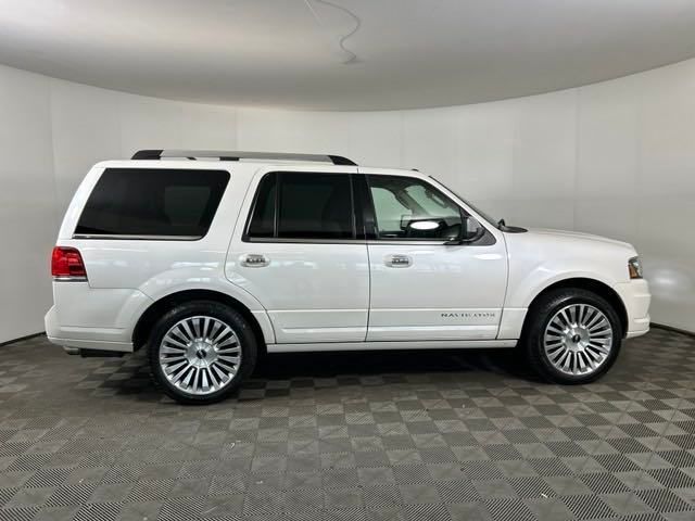 2017 Lincoln Navigator Select