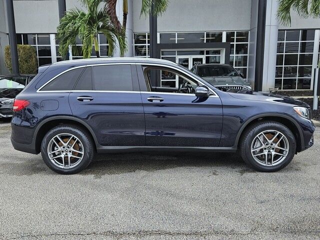 2017 Mercedes-Benz GLC 300