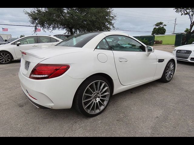 2017 Mercedes-Benz SLC 300