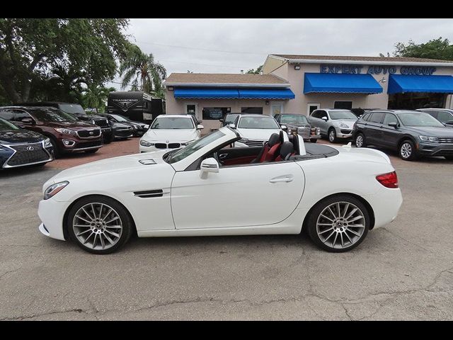 2017 Mercedes-Benz SLC 300