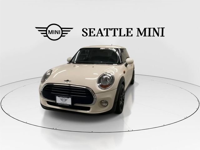 2017 MINI Cooper Hardtop Base