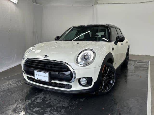 2017 MINI Cooper Clubman Base