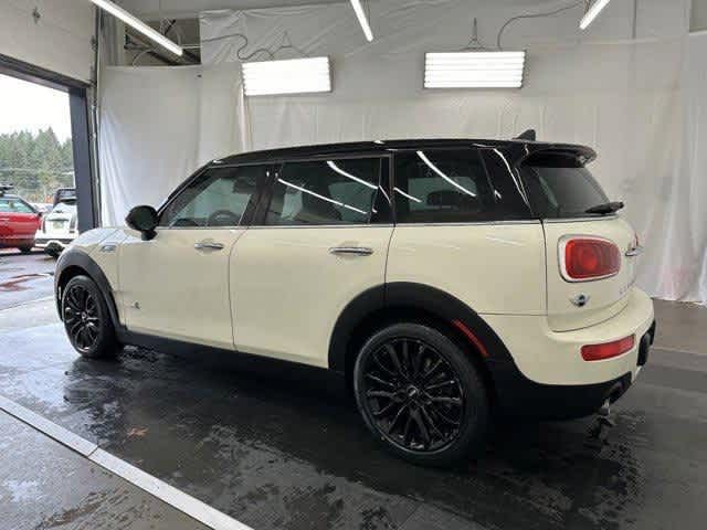 2017 MINI Cooper Clubman Base