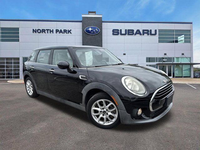 2017 MINI Cooper Clubman Base