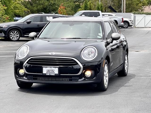 2017 MINI Cooper Clubman Base