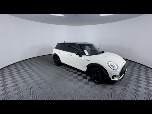 2017 MINI Cooper Clubman Base