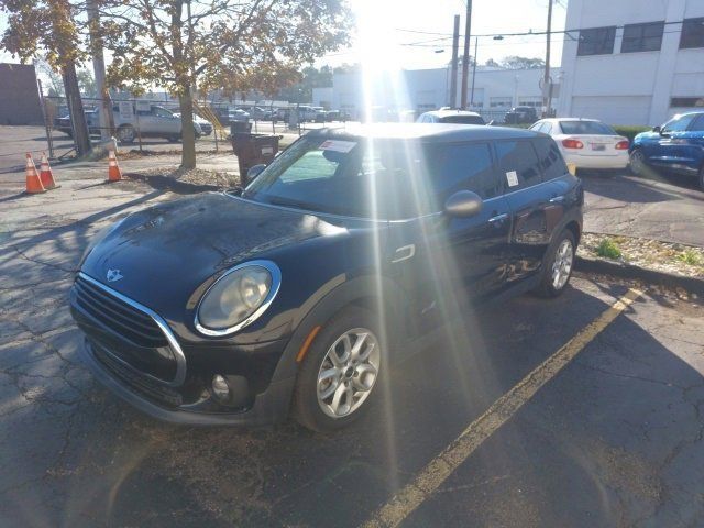 2017 MINI Cooper Clubman Base