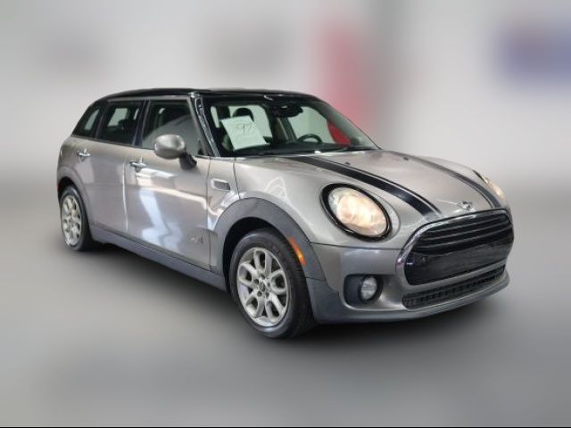2017 MINI Cooper Clubman Base