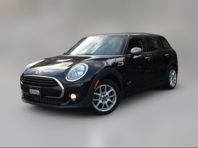 2017 MINI Cooper Clubman Base