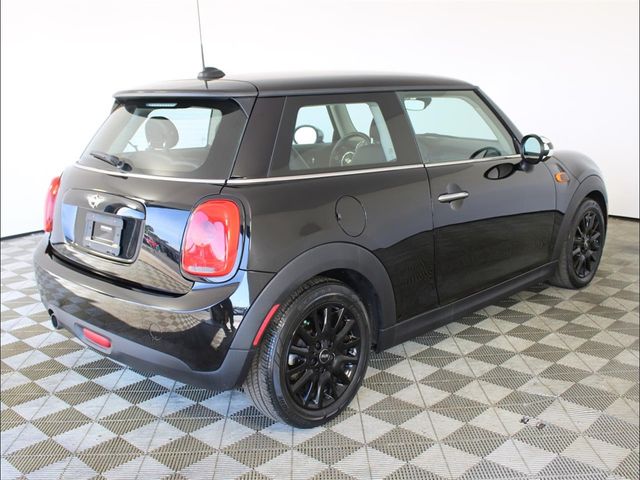 2017 MINI Cooper Hardtop Base