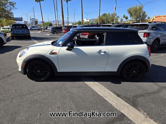 2017 MINI Cooper Hardtop Base