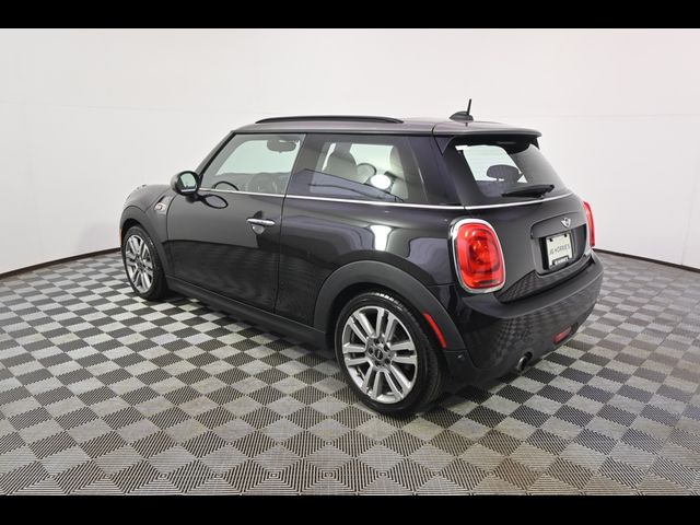 2017 MINI Cooper Hardtop Base