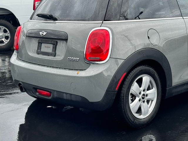 2017 MINI Cooper Hardtop Base