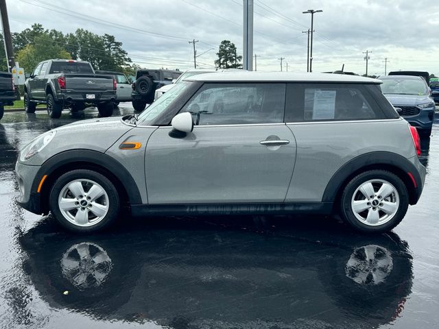 2017 MINI Cooper Hardtop Base