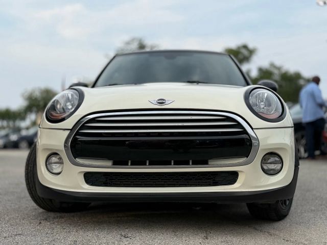 2017 MINI Cooper Hardtop Base