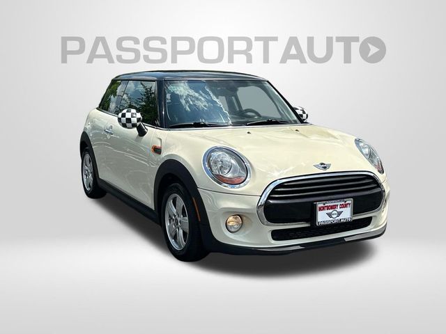 2017 MINI Cooper Hardtop Base