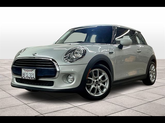 2017 MINI Cooper Hardtop Base